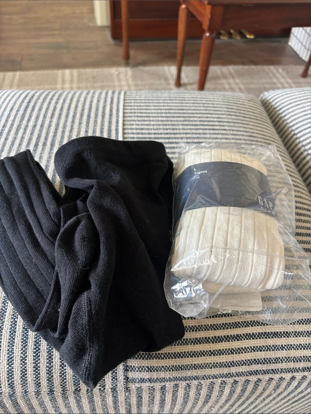 GAP Kids Ribbed tights - Black and Cream size large